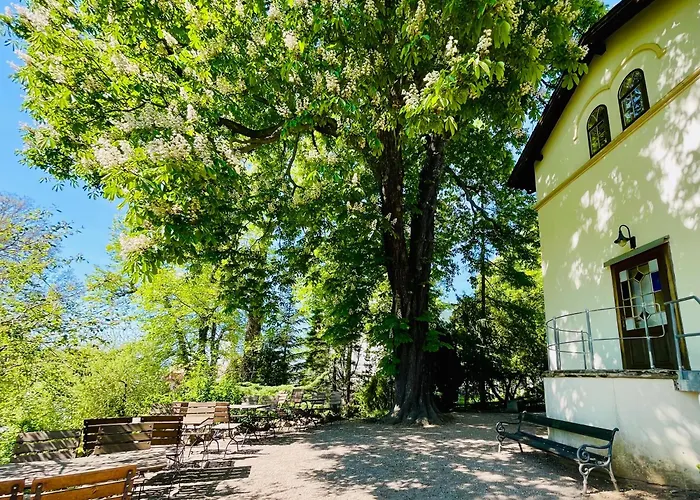 Klassik Design-luxus-apartment, Nahe Marktplatz Gera